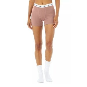 NWOT ALO YOGA Icon Ribbed Boyshort Smoky Quartz Size XS